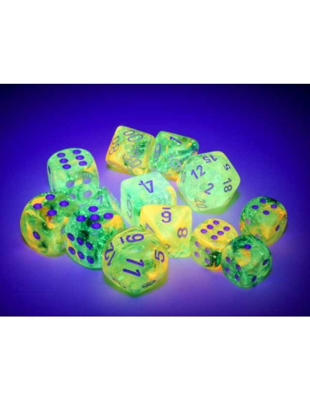 Chessex 16mm d6 Dice Blocks (12 Dados) - Nebula Spring/white Luminary